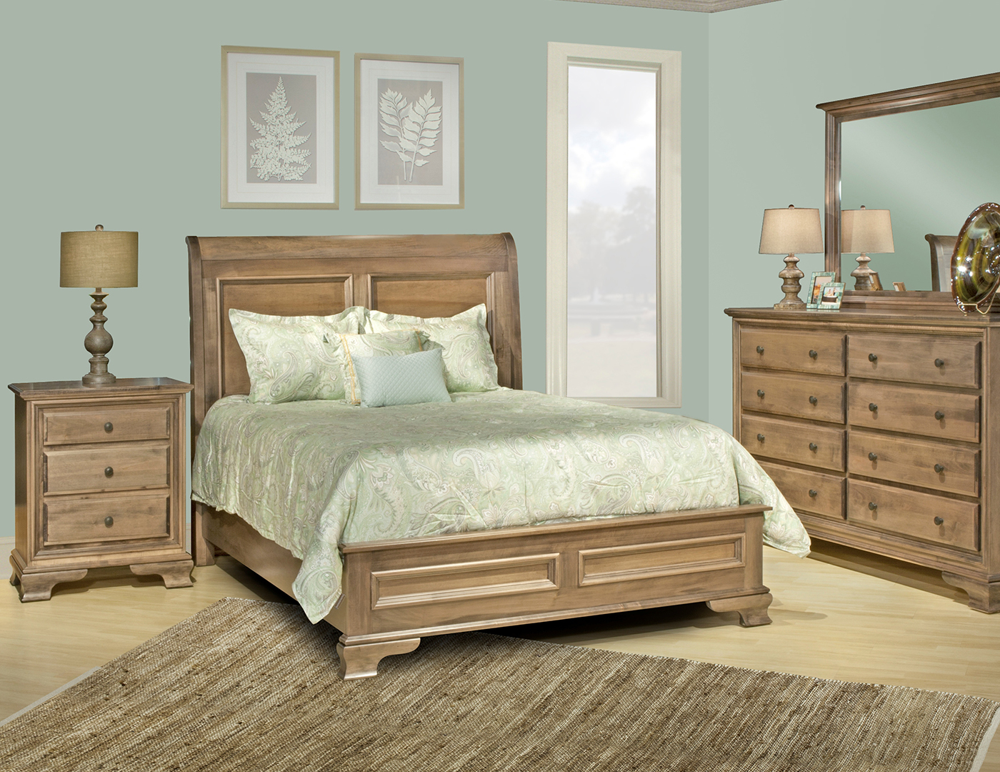 Classic Queen Sleigh Bed | Steinhafels